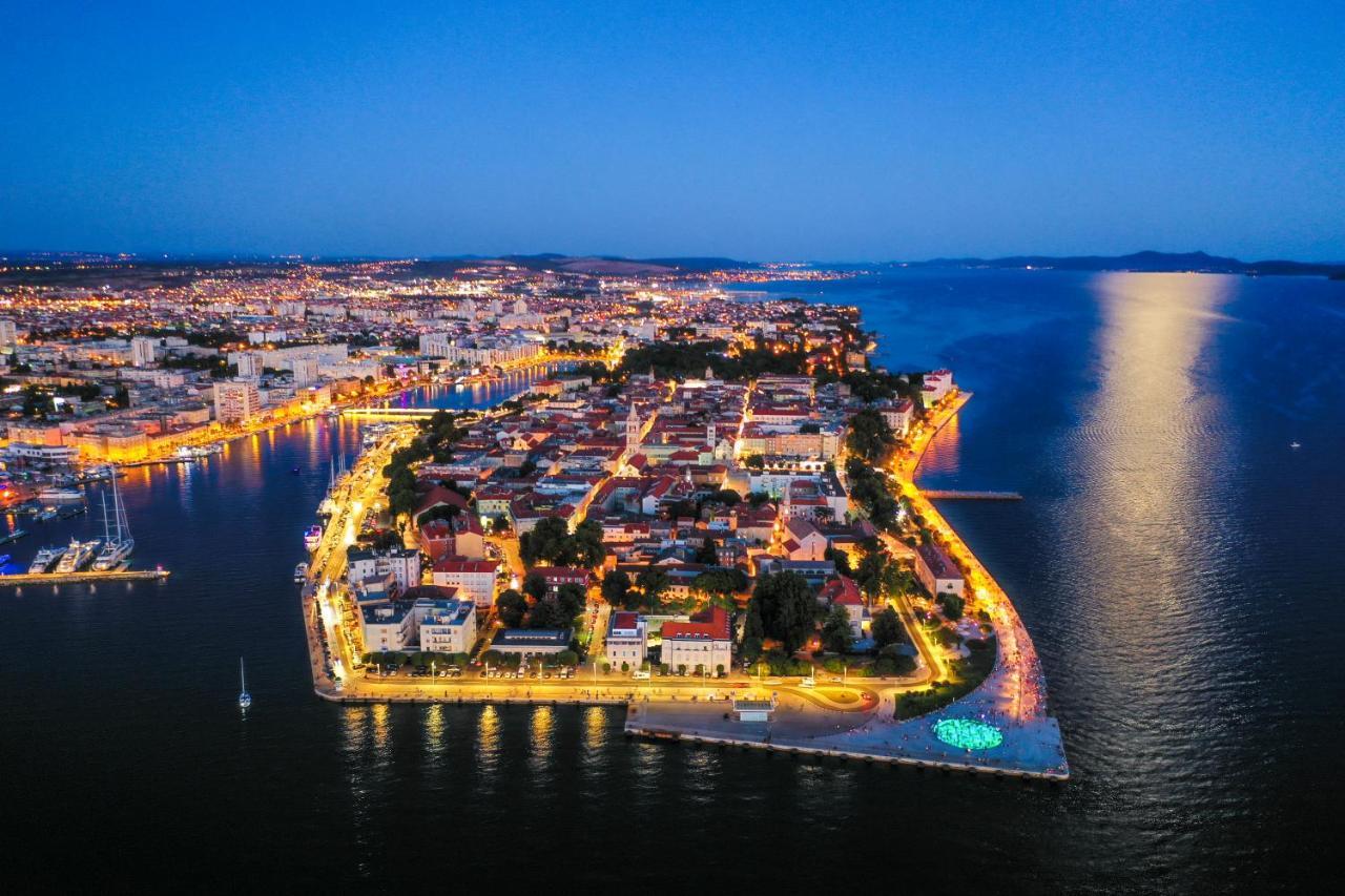 Apartamento Duo Soles - With Private Parking Near Zadar *