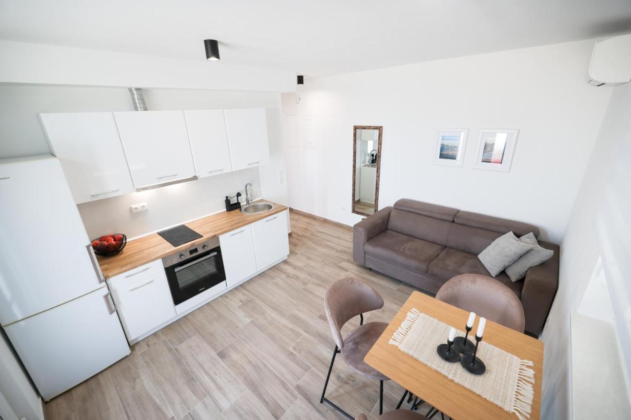Apartamento Duo Soles - With Private Parking Near Zadar Murvica (Policnik)