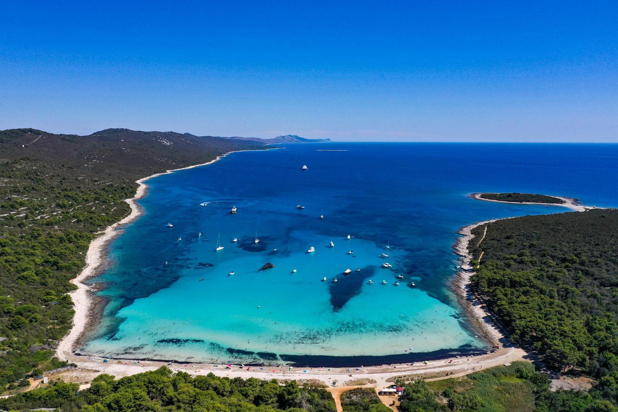 Apartamento Duo Soles - With Private Parking Near Zadar *