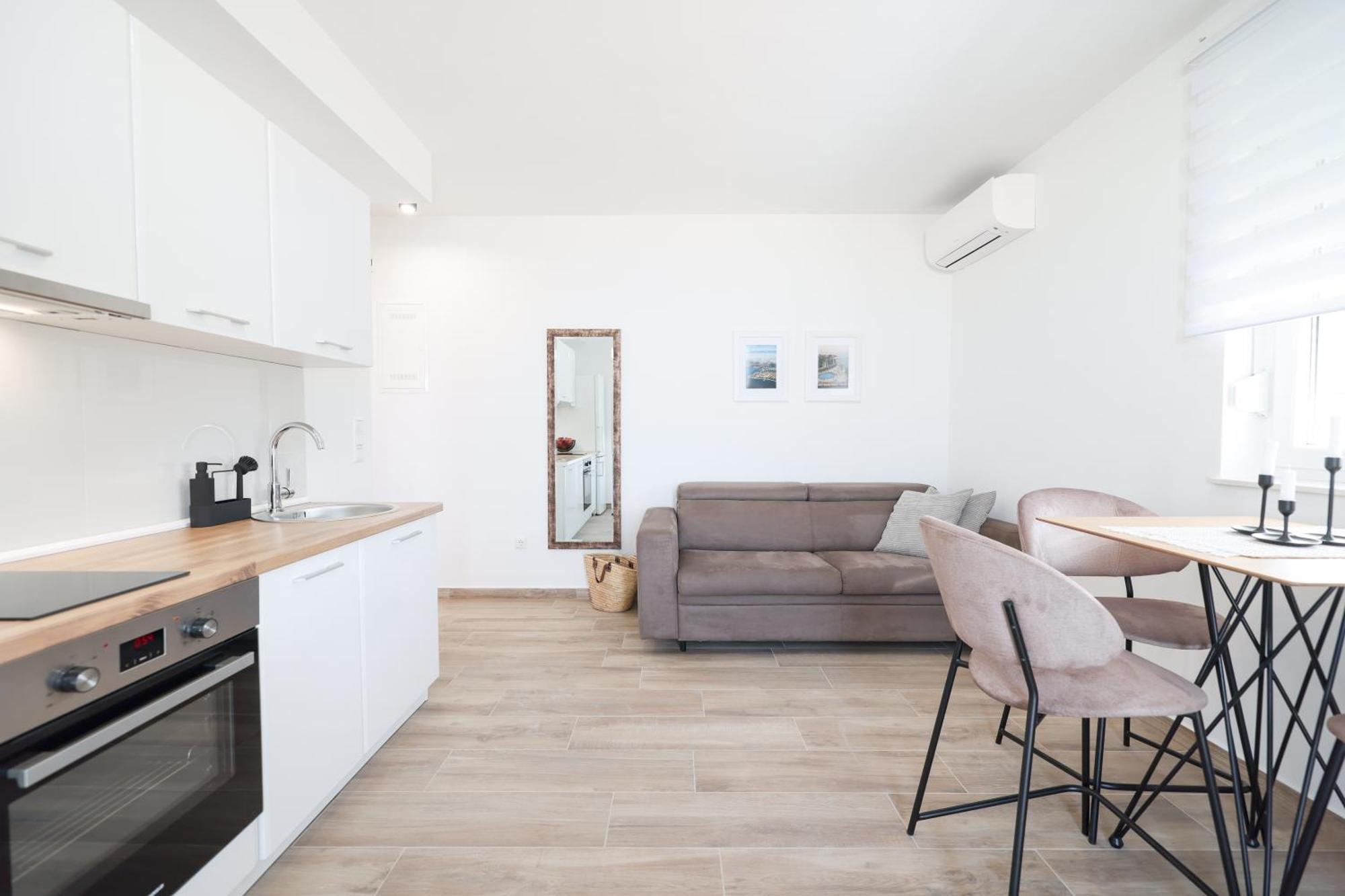 Duo Soles - With Private Parking Near Zadar Apartamento