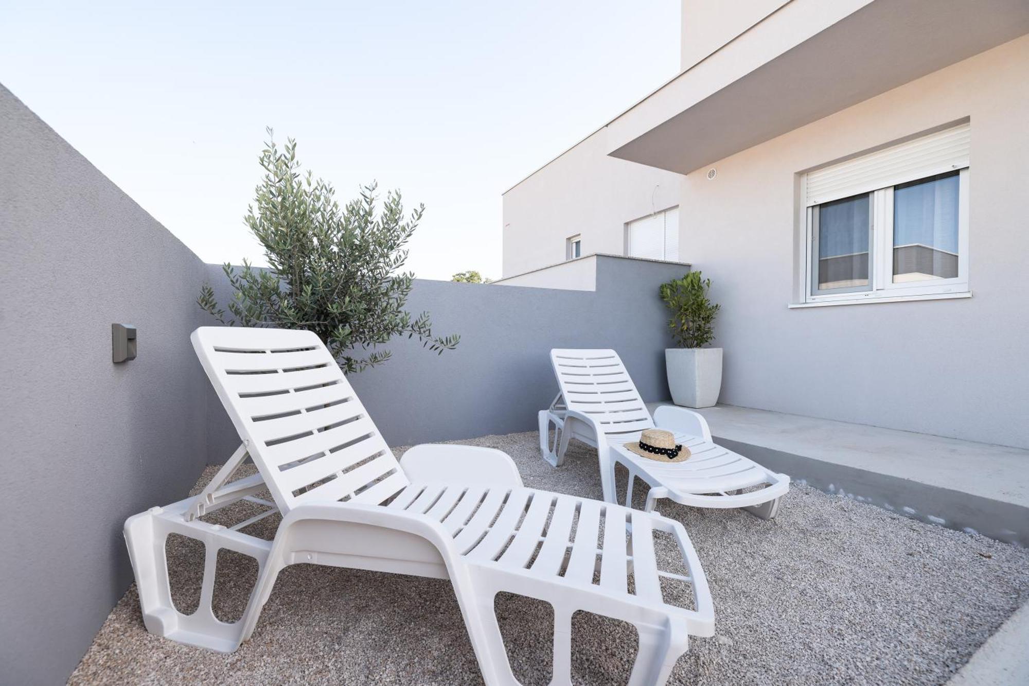 Duo Soles - With Private Parking Near Zadar Murvica (Policnik)