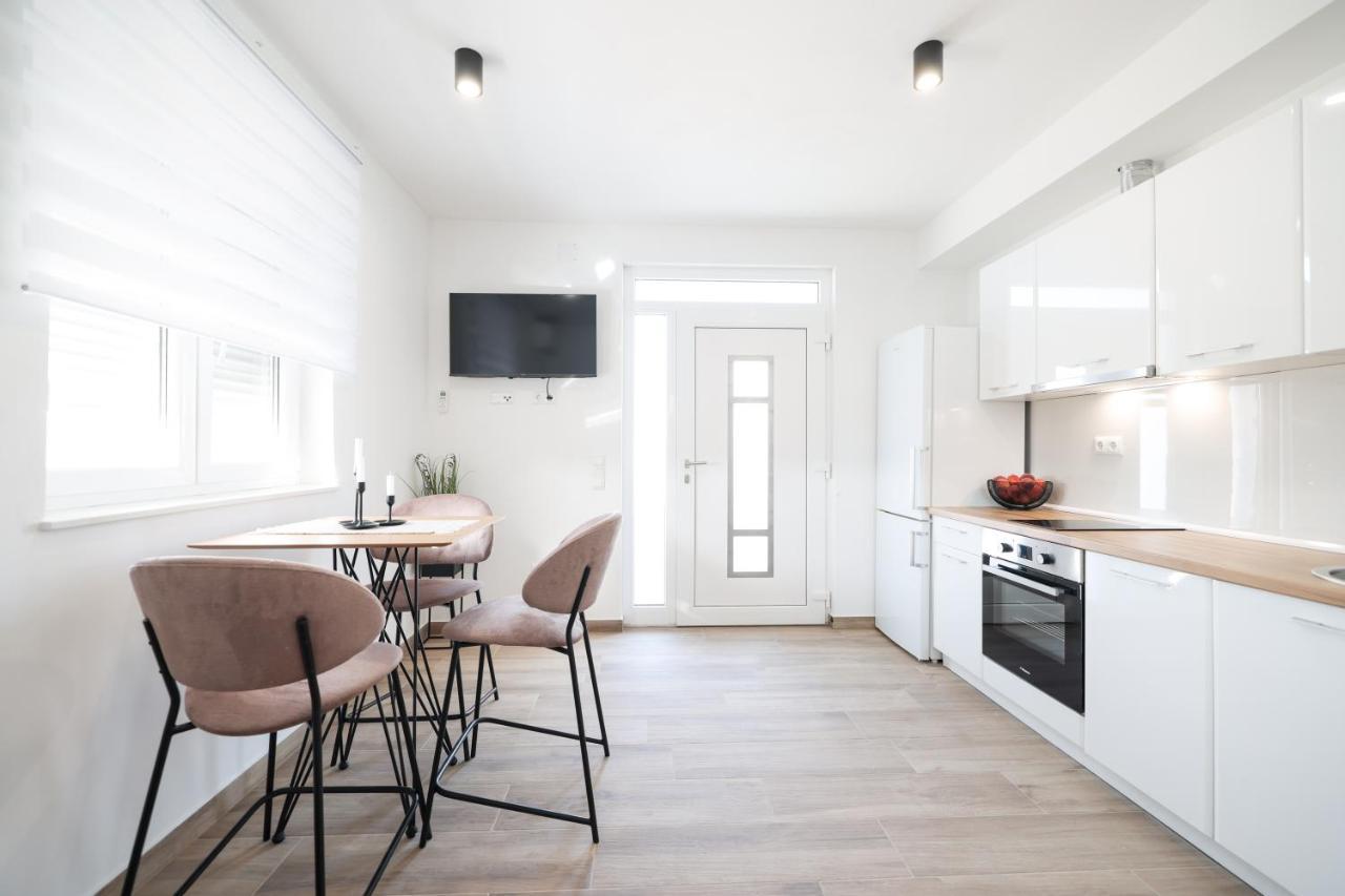 Duo Soles - With Private Parking Near Zadar Murvica (Policnik)