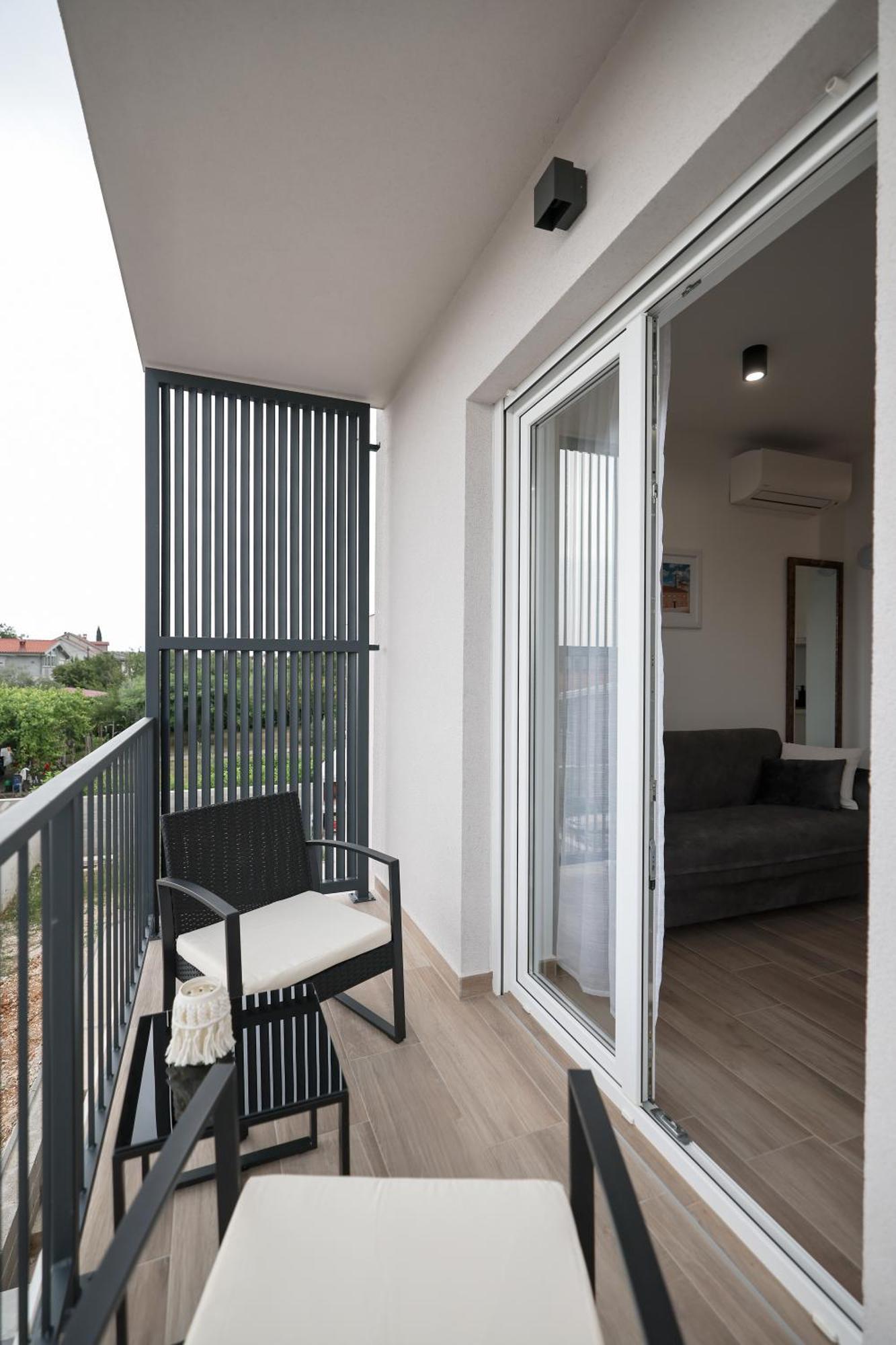 Duo Soles - With Private Parking Near Zadar Apartmán *