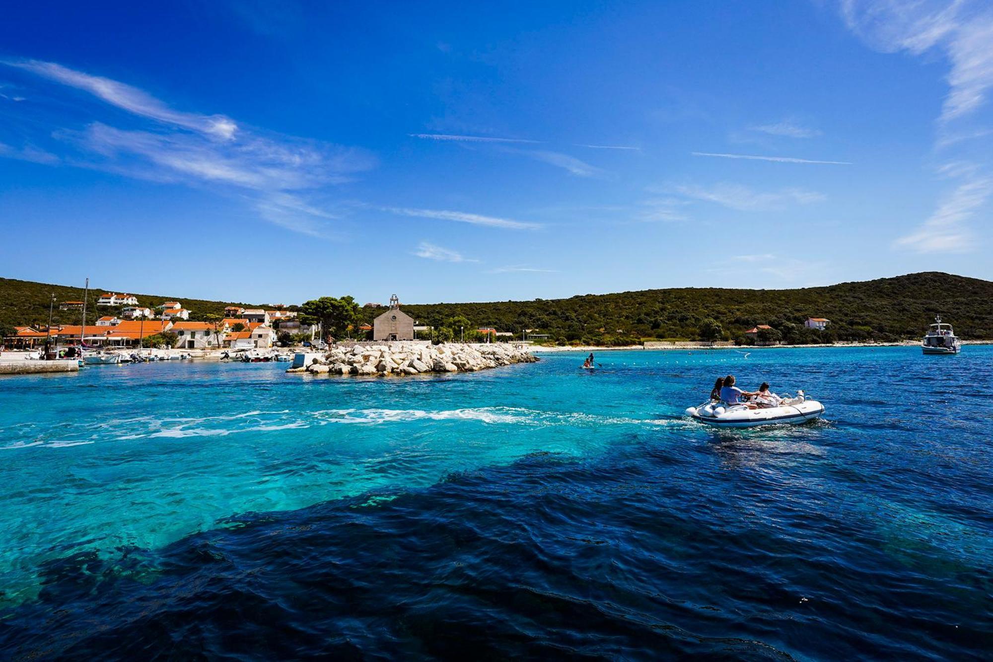 Duo Soles - With Private Parking Near Zadar Apartmán