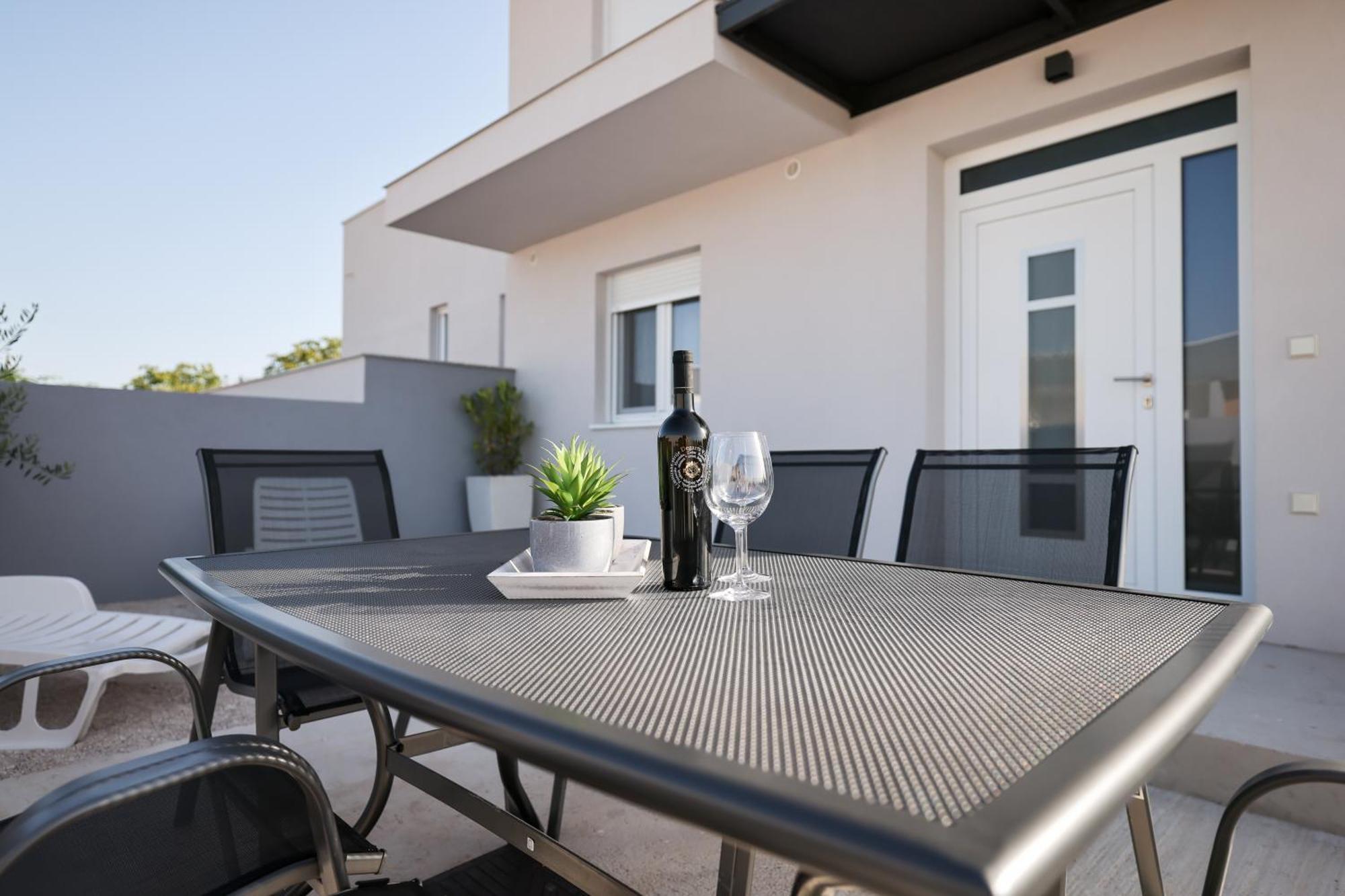 Apartmán Duo Soles - With Private Parking Near Zadar *
